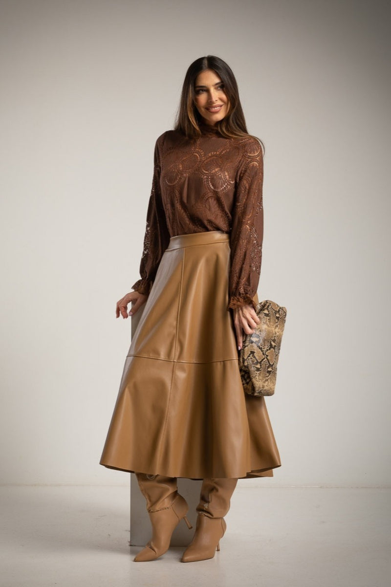Blusa Blonda Cuello Guipur