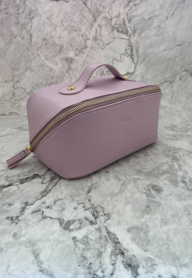 Bolsa para maquillaje cerrada color lavanda
