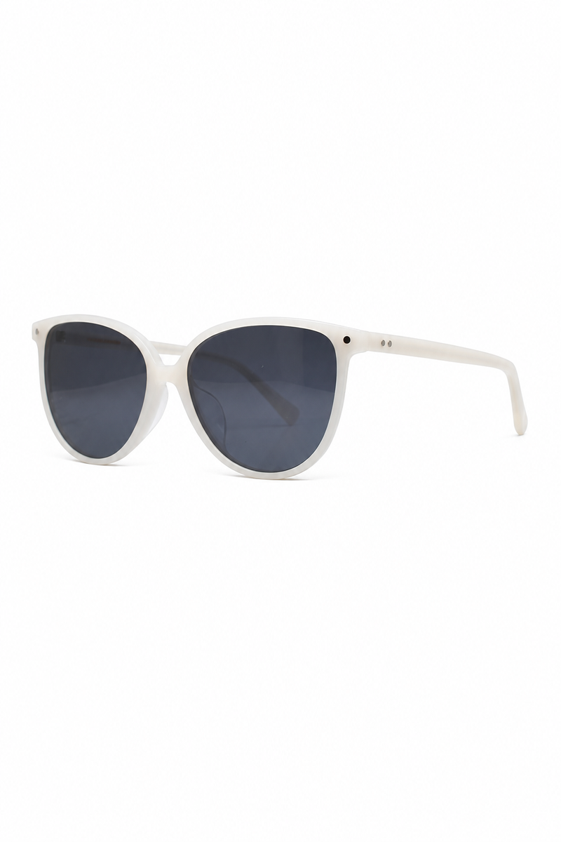 Lentes de Sol Temistocles Ivory Marca Antonia Ferrario
