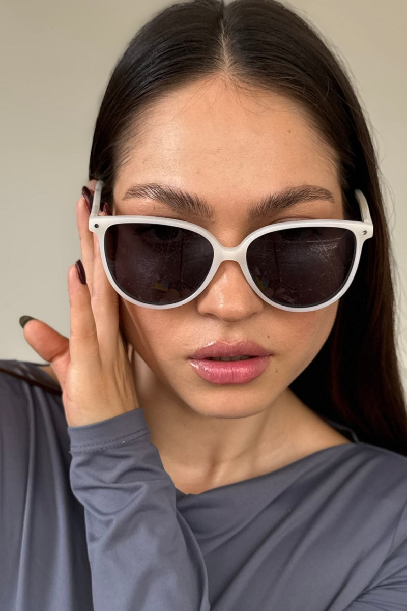 Lentes de Sol Temistocles Ivory Marca Antonia Ferrario