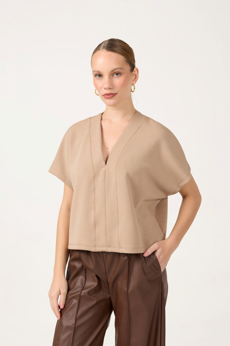 V Cape Top