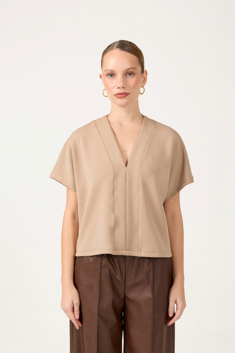 V Cape Top