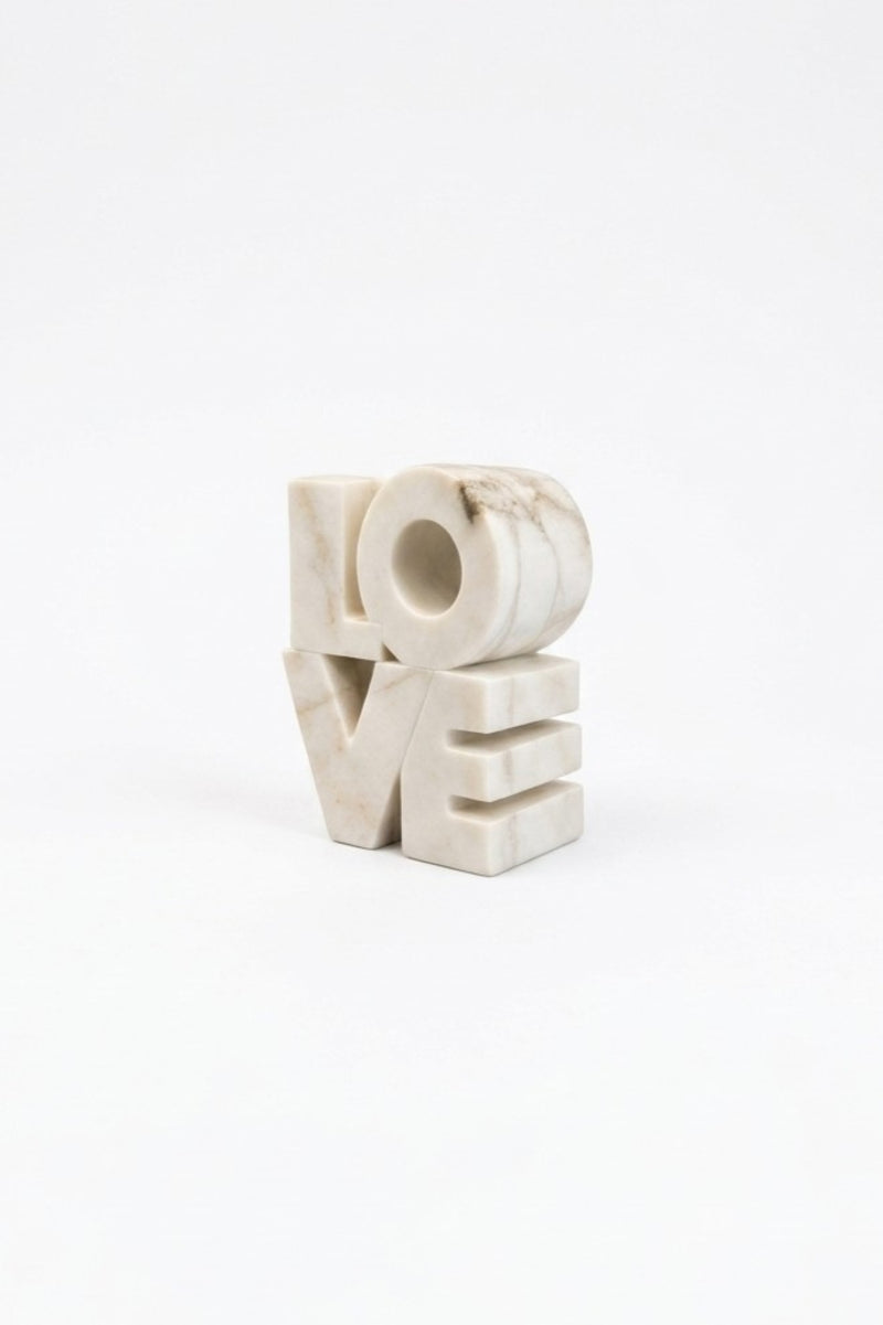 Escultura Decorativa LOVE Mini en Alabastro Andino