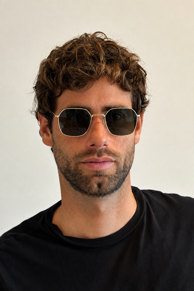 Lentes de Sol Yd1403 Gold Marca Antonia Ferrario